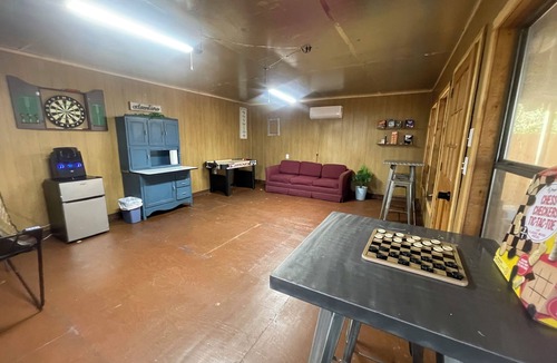 Bossier City House | Escape in Bossier Family & Work-Friendly
