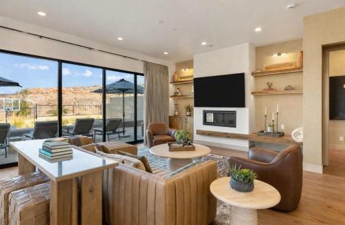 Washington House | Ever-Changing Sky home