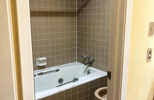 Laurel Hotel | Executive Inn Laurel