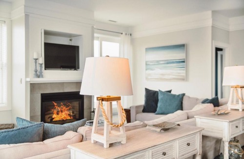 Bay Harbor Apartment | Experience comfort in Bay Harbor at Nautical Dream 220, a spacious 3-bedroom condo.
