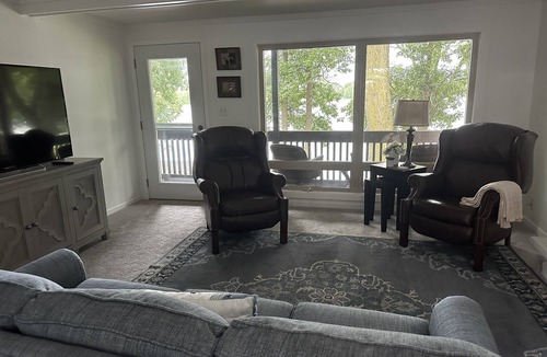 Manitowoc House | Experience lakeside luxury with stunning views and elegant spaces