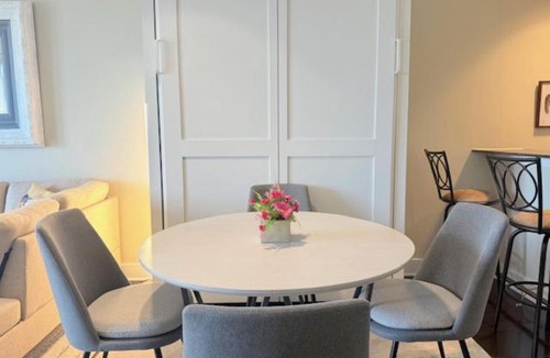 Bay Harbor Apartment | Experience luxury in Maritime Suite 209, Bay Harbor, with 2 beds and stunning amenities.