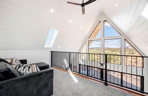 Torrey Ski Chalet | Experience Pure Glamping on this A-frame Placed in the Middle of the Desert in Wayne County, Utah