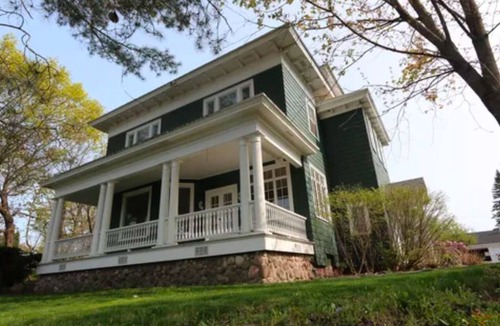 Sault Ste. Marie House | Experience Timeless Elegance at Our Historic Home