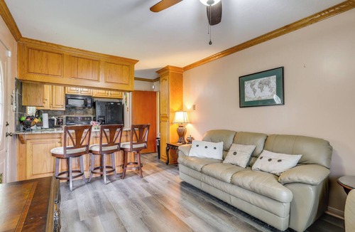 Scotlandville House | Explore Baton Rouge! Cozy Retreat w/Private Yard