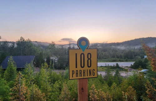 Munising Ski Chalet | EXPLORE Munising Studio Suite 113
