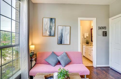 Bedford Apartment | Explore & Unwind: Charming Bedford Apartment