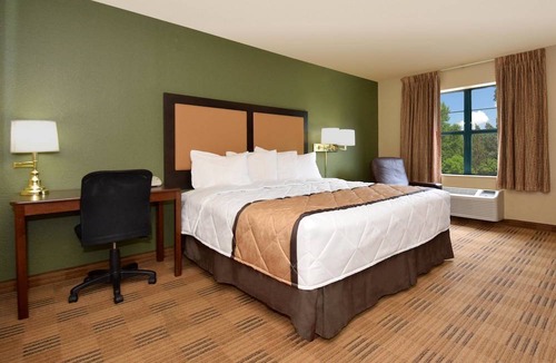 Canton Hotel | Extended Stay America Suites Detroit Canton