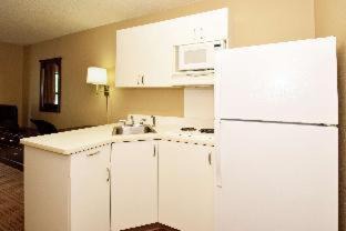 Canton Hotel | Extended Stay America Suites - Detroit - Canton