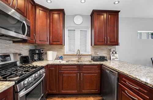 Bloomingdale House | Extended Stay Bloomingdale FHS Rental