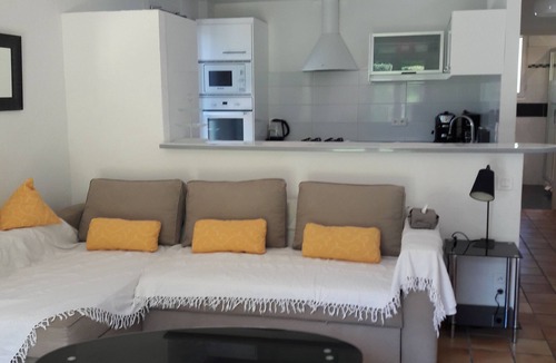 Eccica-Suarella Apartment | F2 45m2 en rez de Jardin au Calme
