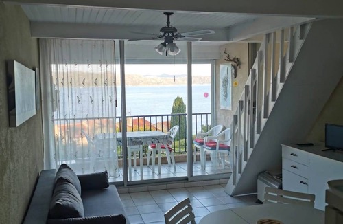 Patrimonio Apartment | F3 duplex with loggia beach 3 min walk, panoramic sunset view