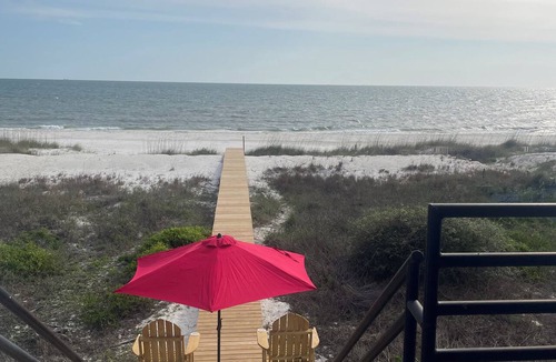Port St. Joe House | Fabulous Modern Beach Front Home with Awesome View of the Sunset!