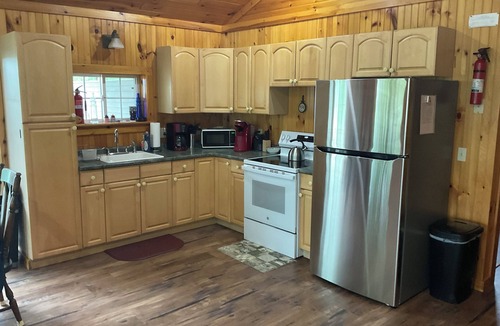 North Hero House | “ FALL 3 DAY TRIPS FOLIAGE base spot”Fishing, Dock, Fire Pit, Boat launch & Boat