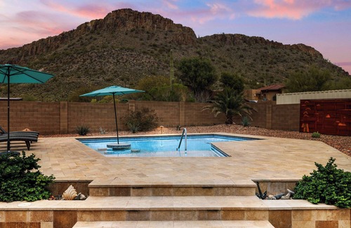 Phoenix House | Falling Star by LuxeKey: Southwest Charm w/Mountain Views & Pool