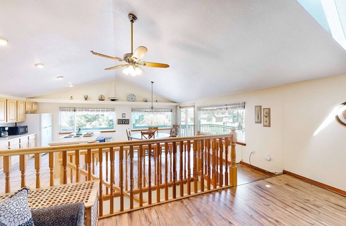 Cape Meares House | Family Friendly Coastal Home with Free WiFi Washer Dryer and Easy Beach Access
