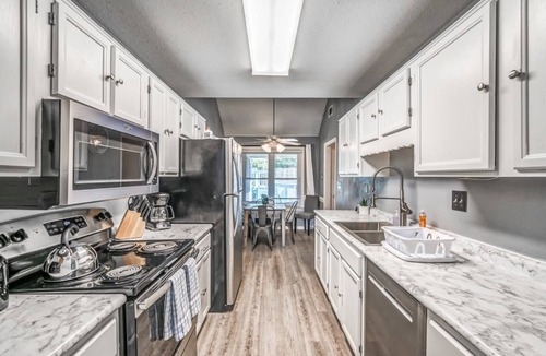 Cordova House | Fenced Yard w/Pool! Comfy & Convenient in Cordova