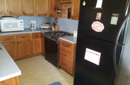 Cloverleaf House | FIFA Friendly - Large Groups Allowed