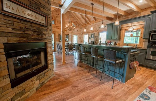 McCaysville House | Fightingtown Creek Retreat