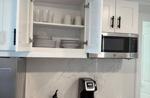 Kismet Apartment | Fire Island Boatel