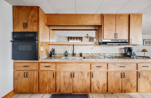 Mayfield Condo | Fishing-Spider Lake-Sauna-Balcony-Family Friendly