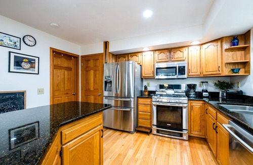 Michigan City House | Five Minute Walk To The Beach! Three Night Min!