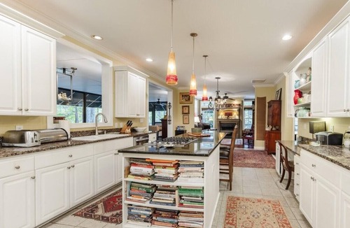 Easley House | Five Ponds Lane
