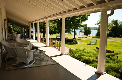 Lake Leelanau Resort | Fountain Point - Hotel Room 8