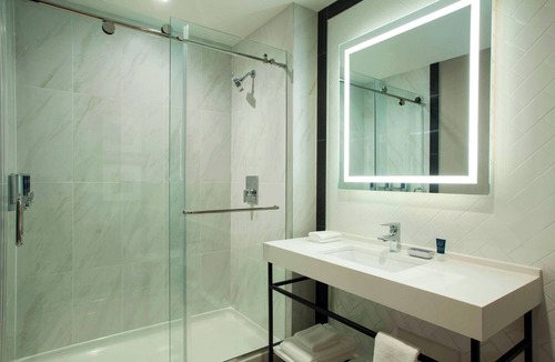 Hell's Kitchen Hotel | Four Points By Sheraton Manhattan Midtown West