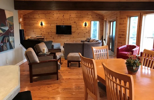 Mancelona Cabin | Four Season's Escape