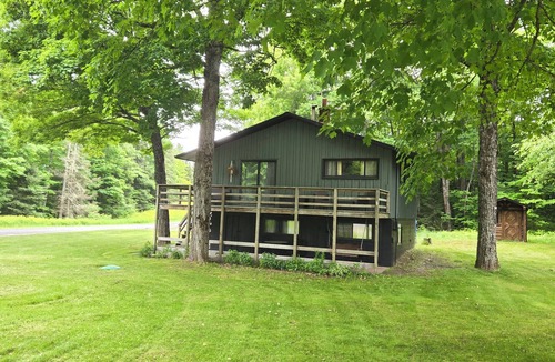 Michigamme House | Four Seasons Lake House Between Marquette and Houghton: Paradise on Petticoat!