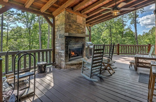 Foxfire Estates Cabin | Foxhollow by Escape to Blue Ridge