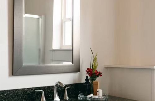 Dundee Cottage | Franziska Haus - Orchard Room