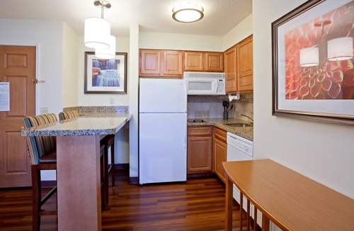 West Bloomington Condo | Free Breakfast. Pool & Hot Tub. Your Next Vacation!