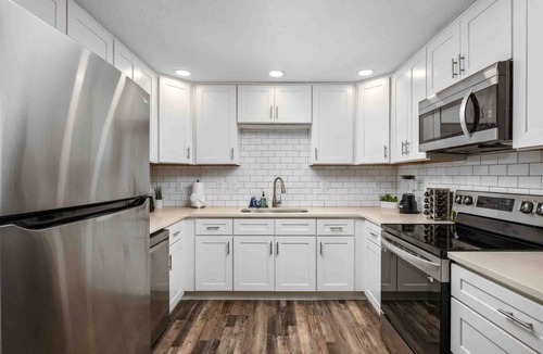 West Salem Condo | Freshly Updated Duplex with Fenced Yard | Pet Friendly & Perfect for Families, Close to Everything