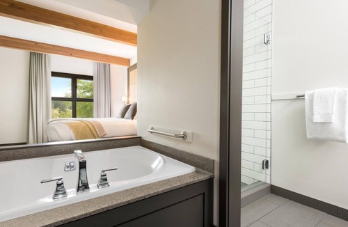 Friday Harbor Hotel | Friday Harbor House