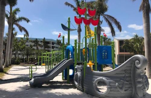 Key Largo House | FULL TIME LIC Mgr - 2 BED 2 BATH VILLA - OCEANFRONT BEACH RESORT - SALTWATER LAGOON