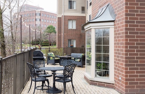 Forestview Condo | Fully-Equipped Suite | Gym Access