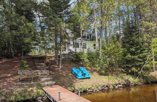 Three Lakes House | Fun Lake Home | Private, Trails, Dock, Swim Raft, Kayaks