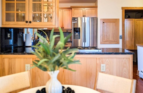Park Point House | Furnished Monthly Rental | Rainbow Beach House