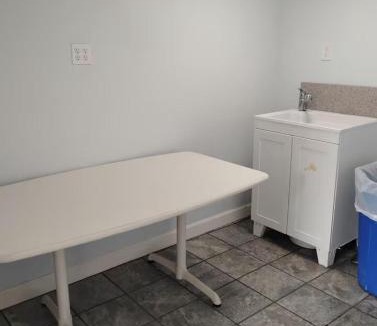Baton Rouge Apartment | Gated - 1 King Bed 1 Bath Apt with Full Kitchen 105