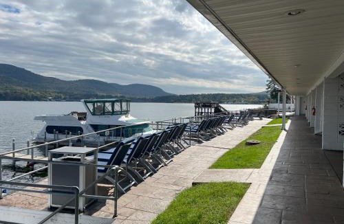 Lake George Resort | Georgian Lakeside Resort