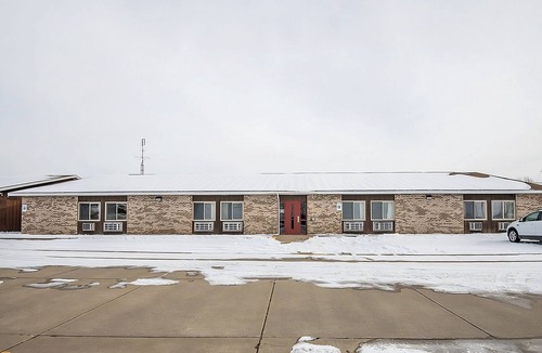 Chesaning House | Get Ready for Adventure! Pet-Friendly, Minutes to Showboat Park Disc Golf Course