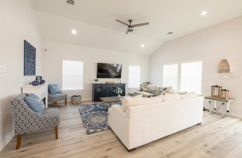 Indian Beach House | Get ready to soak up the sun at Villa Caman