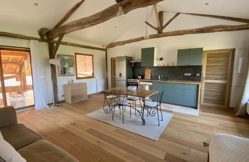 Saint-Lattier Bed & Breakfast | Gites&chambres d hôtes Les granges du Fournel