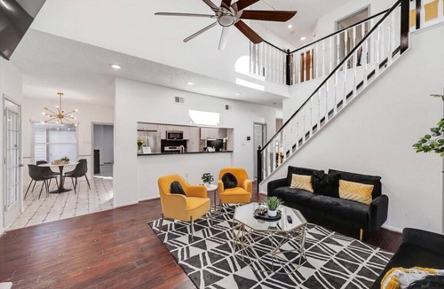 Mesquite Cottage | Glamorous 4BR 2B Home With Pool, Game Room & Fire Pit