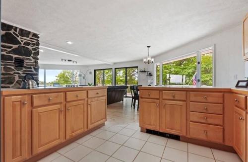 Empire House | Glen Lake Ridge
