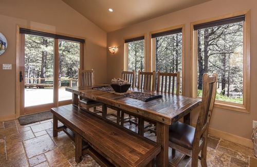 Black Butte Ranch House | GM405 | Beautiful & Private home overlooking the Glaze Meadow Golf Course!