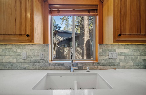 Deer Park House | Golf View Condo with Access to Exclusive Golf