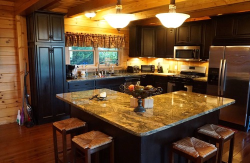 Sapphire Cabin | Gorgeous Cabin with Unparalleled Mountain Views and Beautiful Nature!